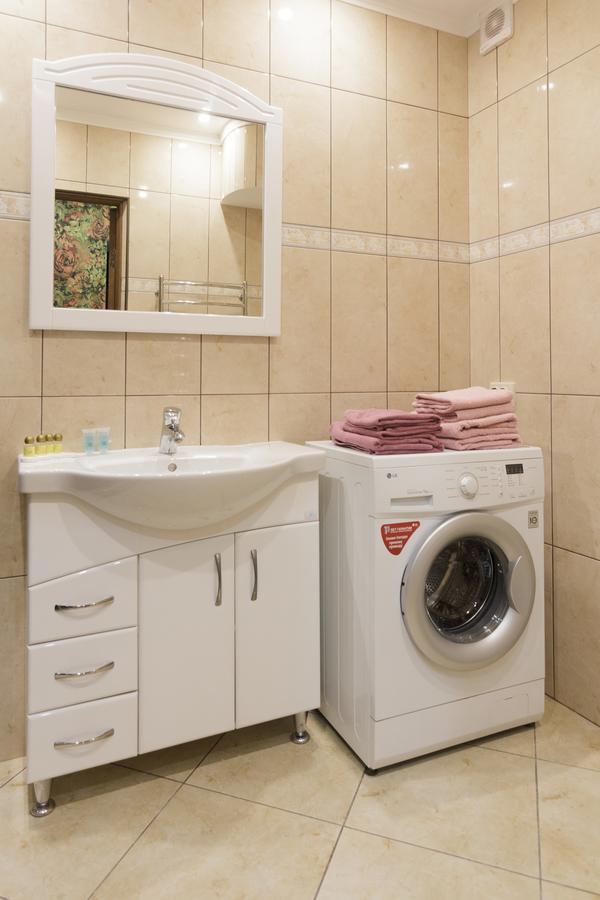 Best Apartments In Deribasovskaya โอเดสซา ภายนอก รูปภาพ